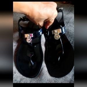 MICHAEL KORS JELLY SANDALS